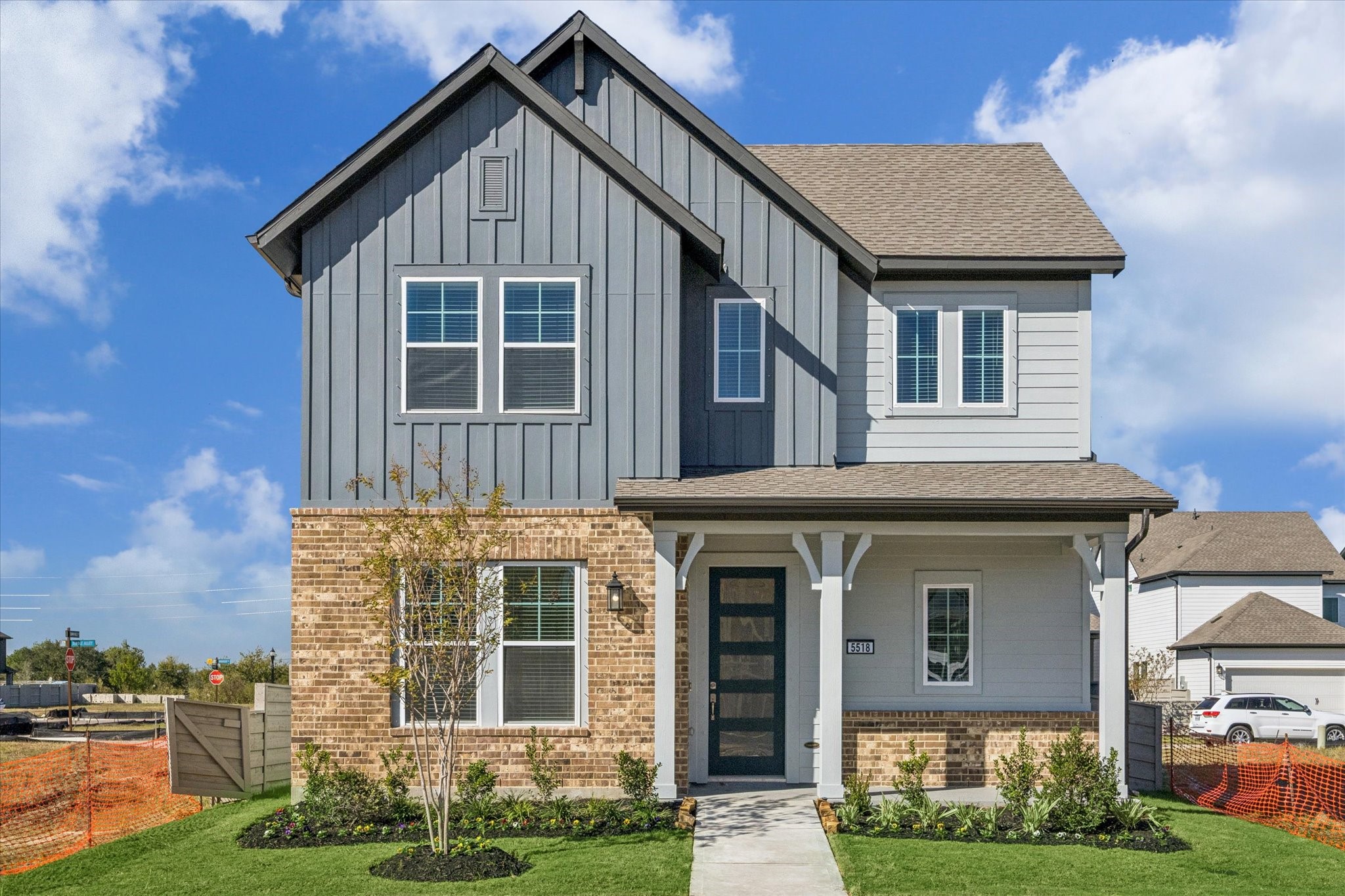 5518 Kindle Alley Manvel, TX 77578 - Photo 1 of 20 a front view of a house with garden