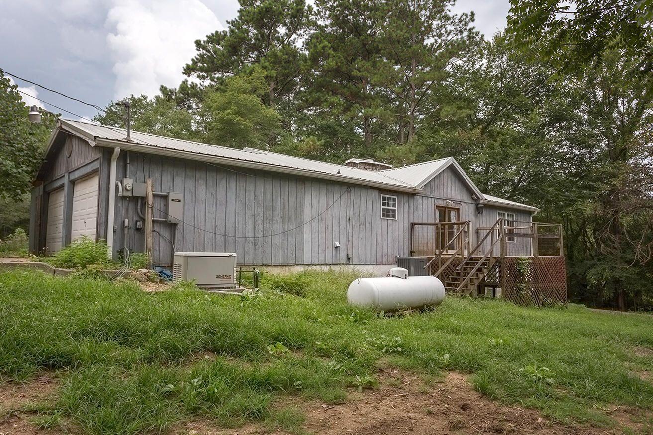 1061 York Road Northeast Cleveland, TN 37323 - Photo 2 of 18 York 2