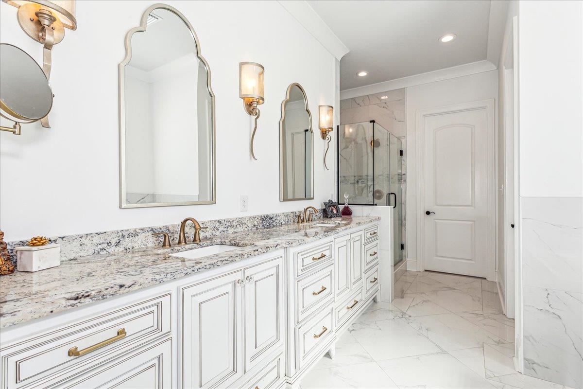 30866 Ono N Loop West Orange Beach, AL 36561 - Photo 17 of 49 Bathroom