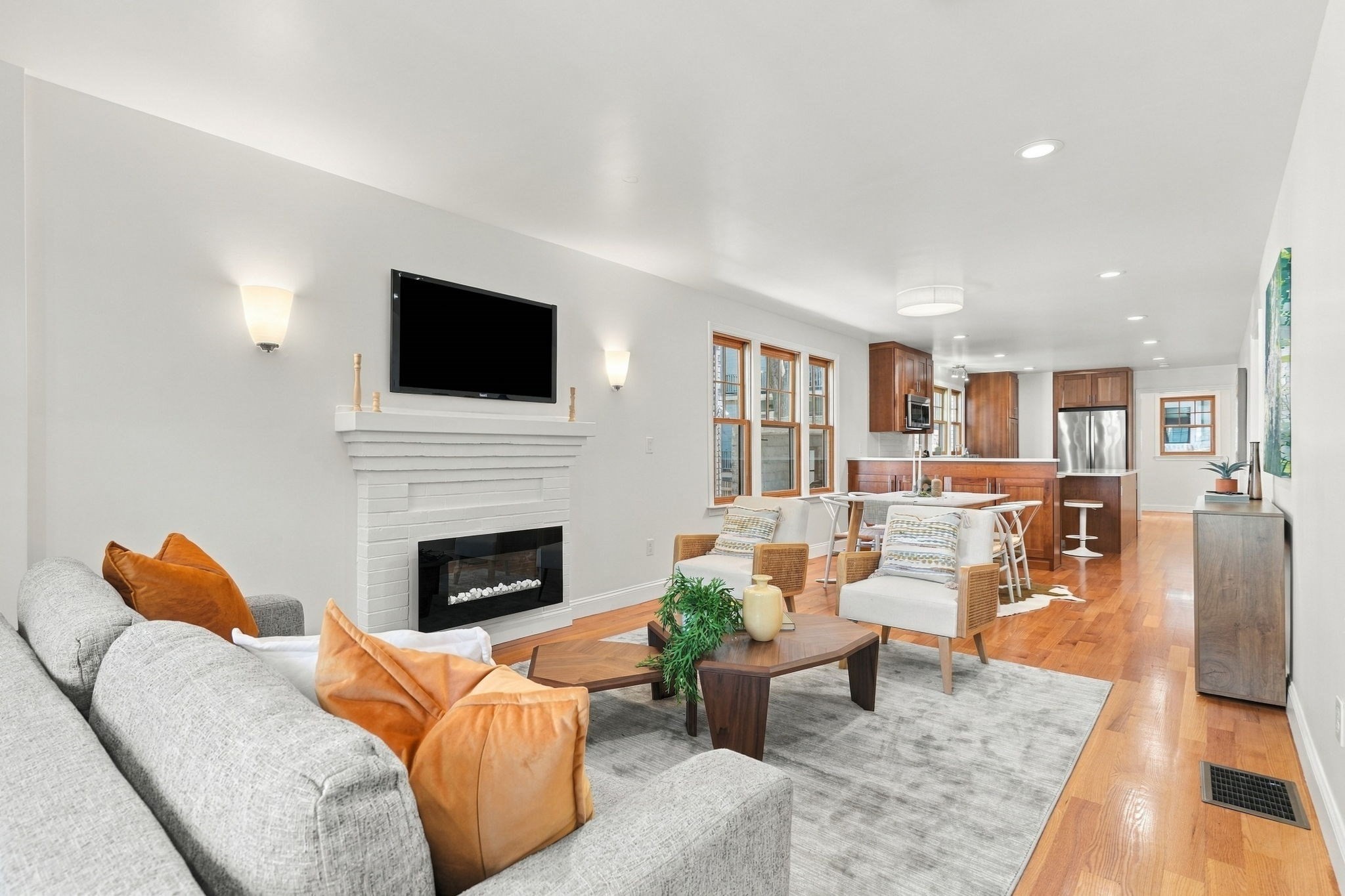6-8 Goodman Road, Unit 8 Cambridge, MA 02139 - Photo 1 of 21 Gallery Image 1