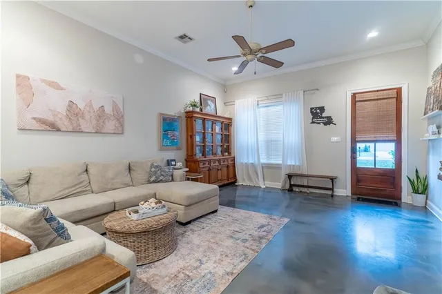 $299,000 | 28 Hester Street, Madisonville, LA 70447