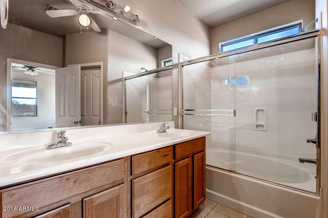 6719 West Harwell Road Laveen, AZ 85339 - Photo 6 of 12 Guest Bathroom