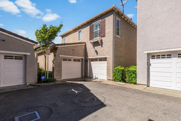 $589,900 | 51 Villa Gardens Court, Unit 51, Roseville, CA 95678