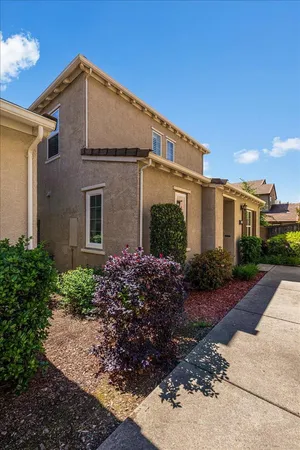 $589,900 | 51 Villa Gardens Court, Unit 51, Roseville, CA 95678