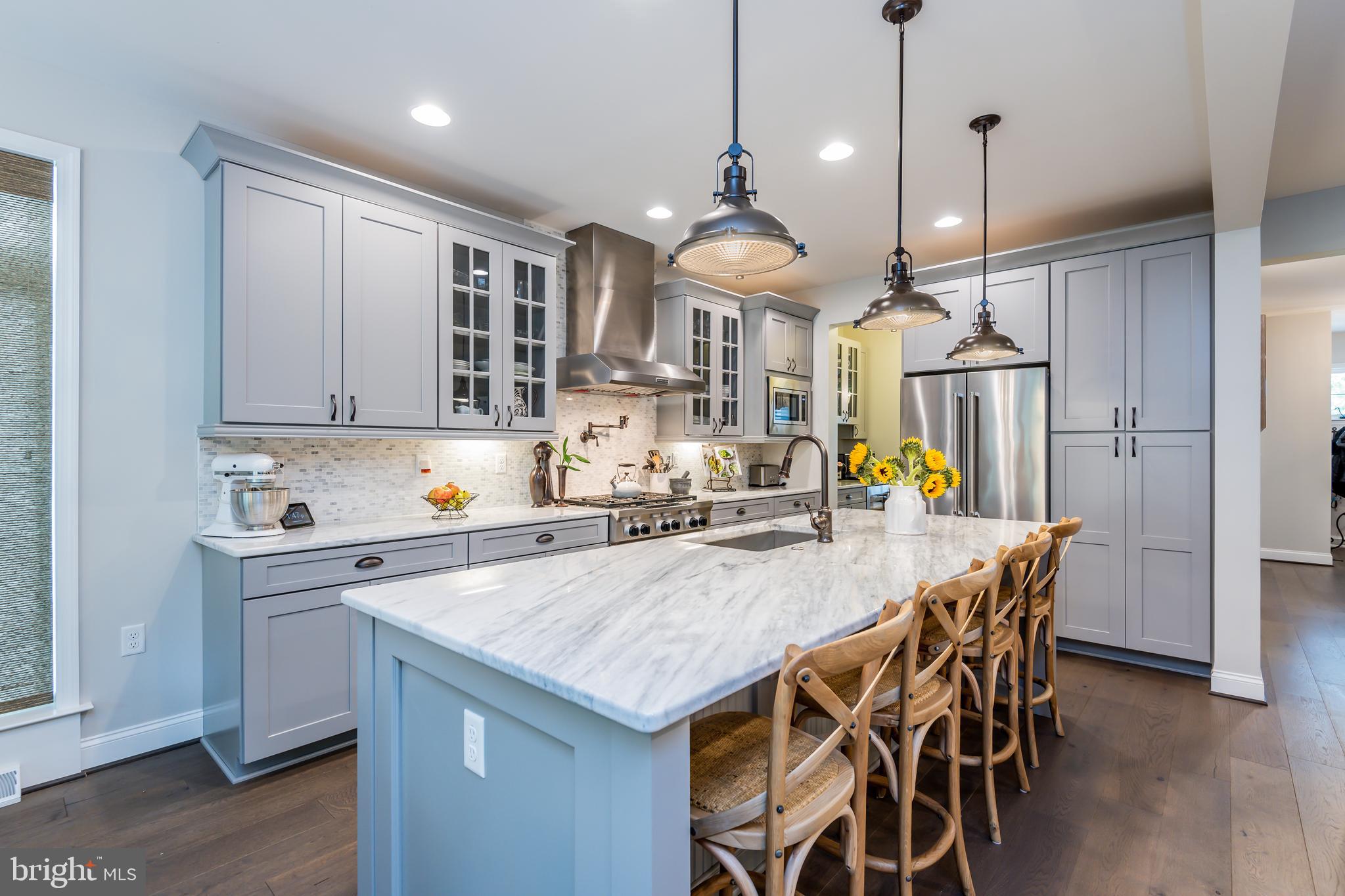 653 Line Road Mechanicsburg, PA 17050 - Photo 4 of 45 Gallery Image 4