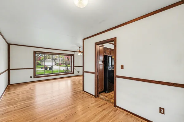 $375,000 | 36716 Rayburn, Livonia, MI 48154
