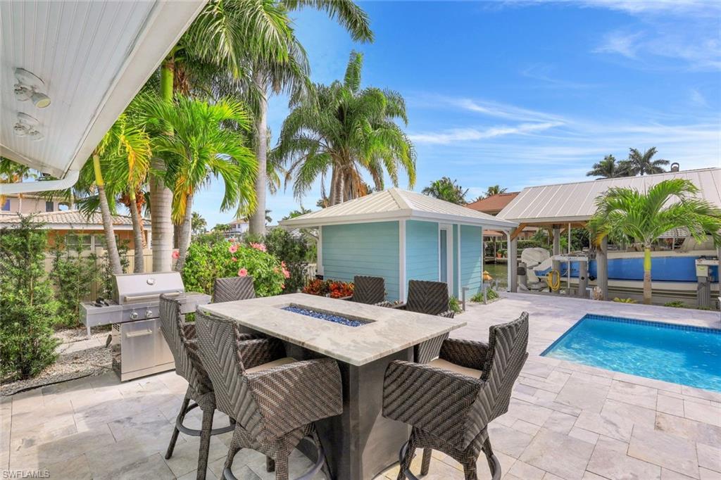 180 Channel Drive Naples, FL 34108 - Photo 15 of 34