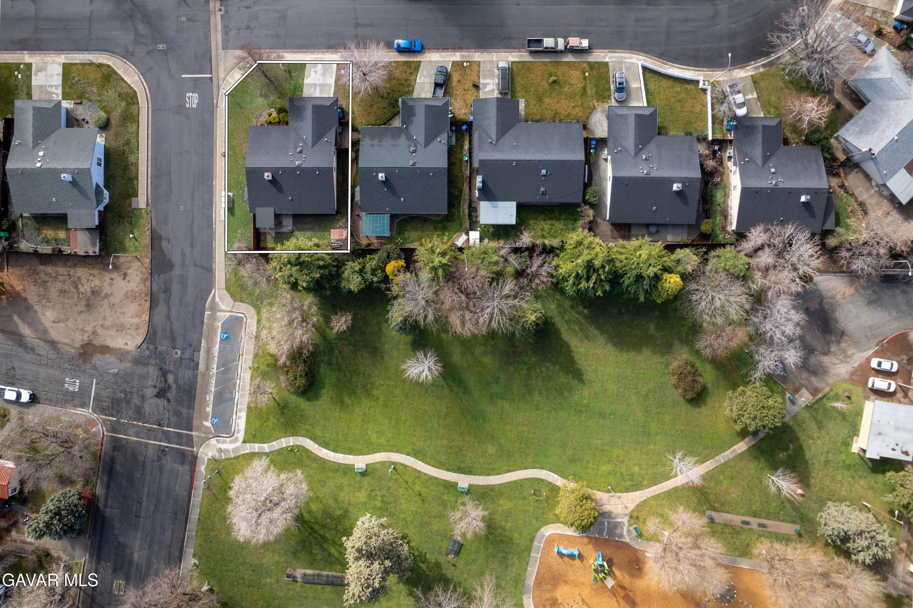 363 Pepper Drive Tehachapi, CA 93561 - Photo 26 of 35 33-DJI_0406-HDR-Edit