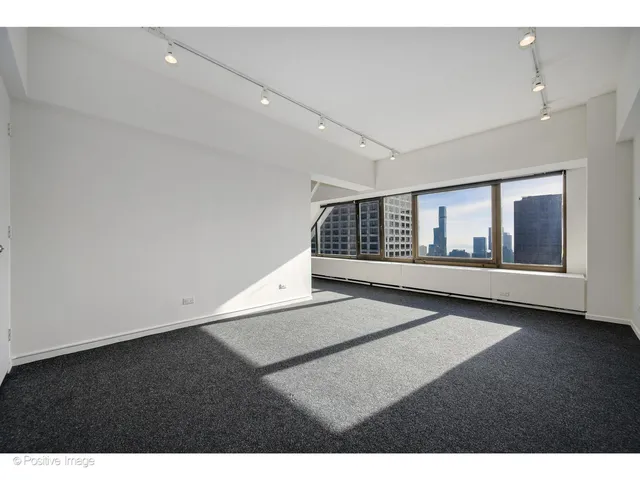 $440,000 | 175 East Delaware Place, Unit 5123, Chicago, IL 60611