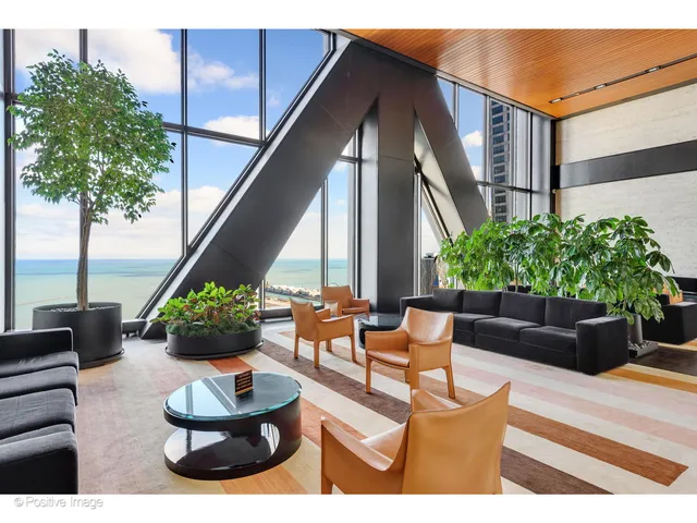 $440,000 | 175 East Delaware Place, Unit 5123, Chicago, IL 60611