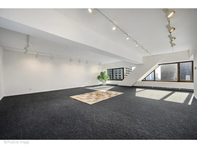 $440,000 | 175 East Delaware Place, Unit 5123, Chicago, IL 60611