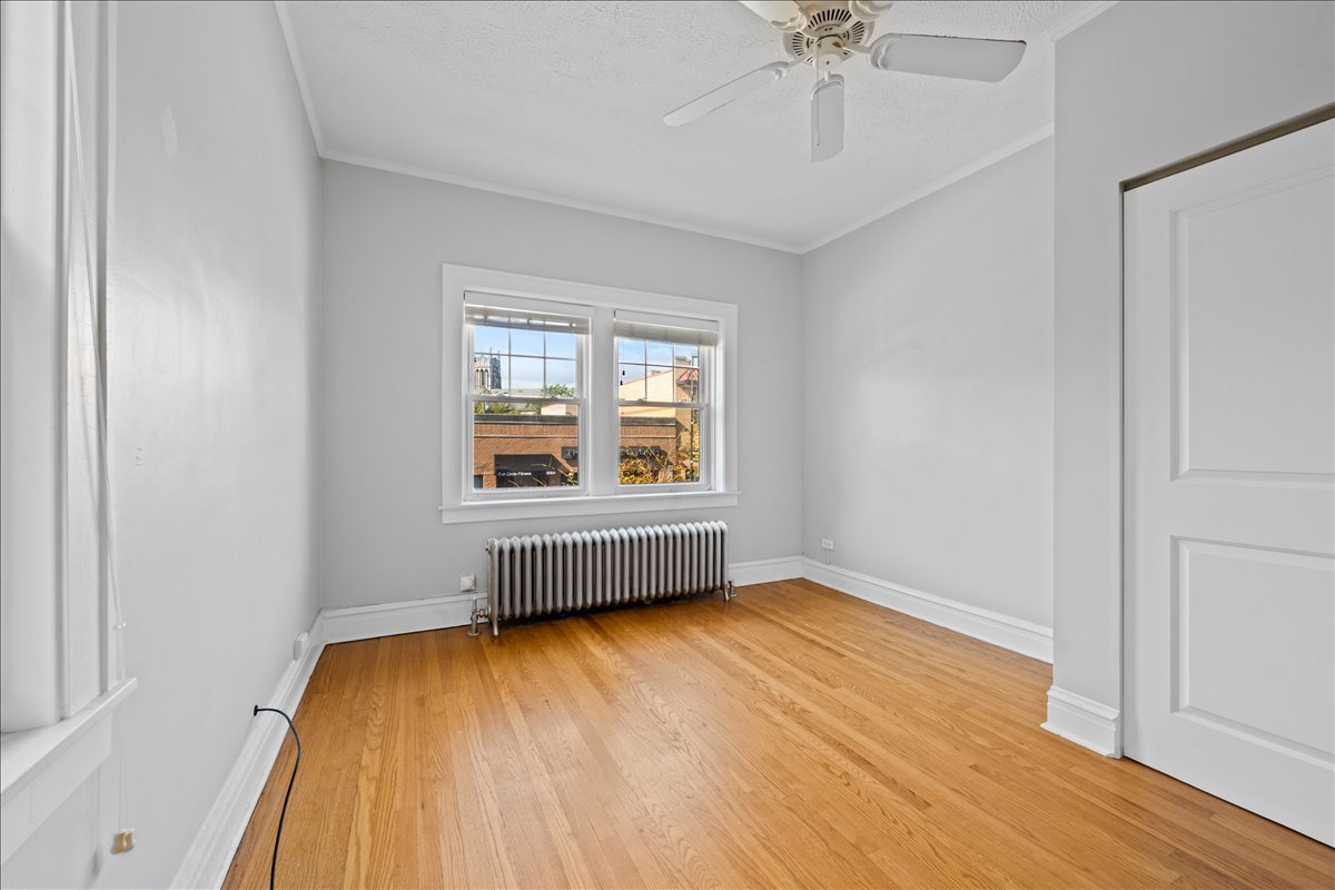 911 Green Bay Road, Unit 2S Winnetka, IL 60093 - Photo 4 of 12