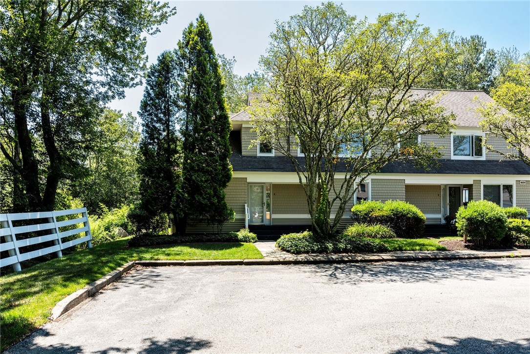 4 Polo Club Road Narragansett, RI 02882 - Photo 3 of 49