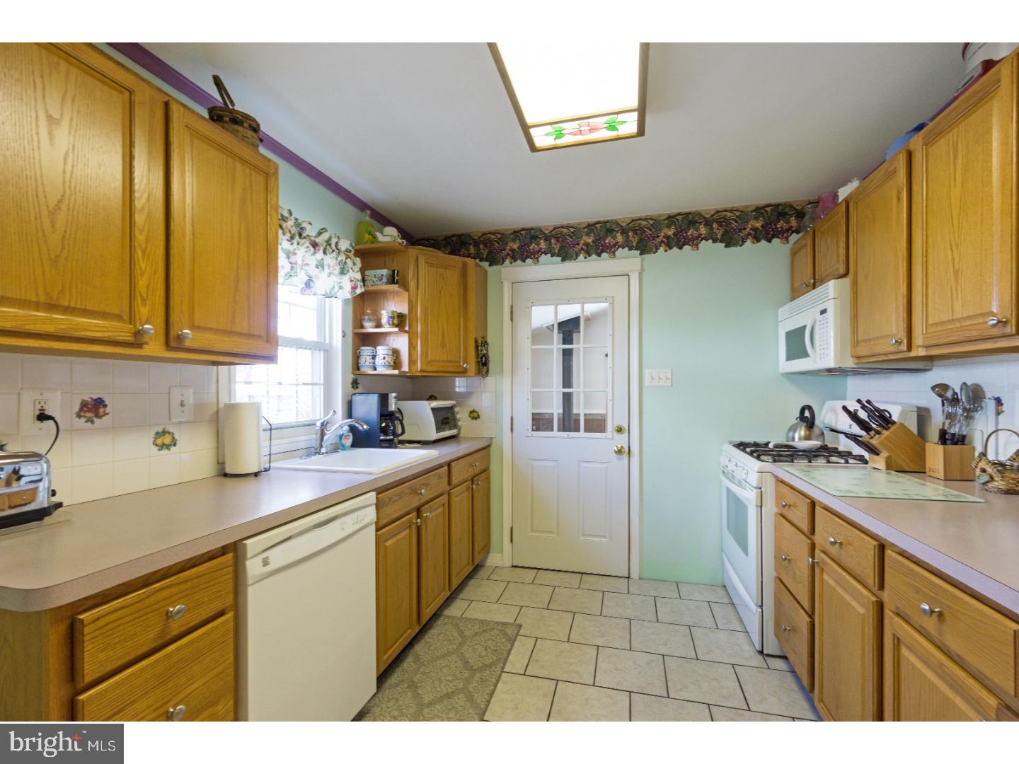 814 Fairview Road Swarthmore, PA 19081 - Photo 8 of 25 Kitchen