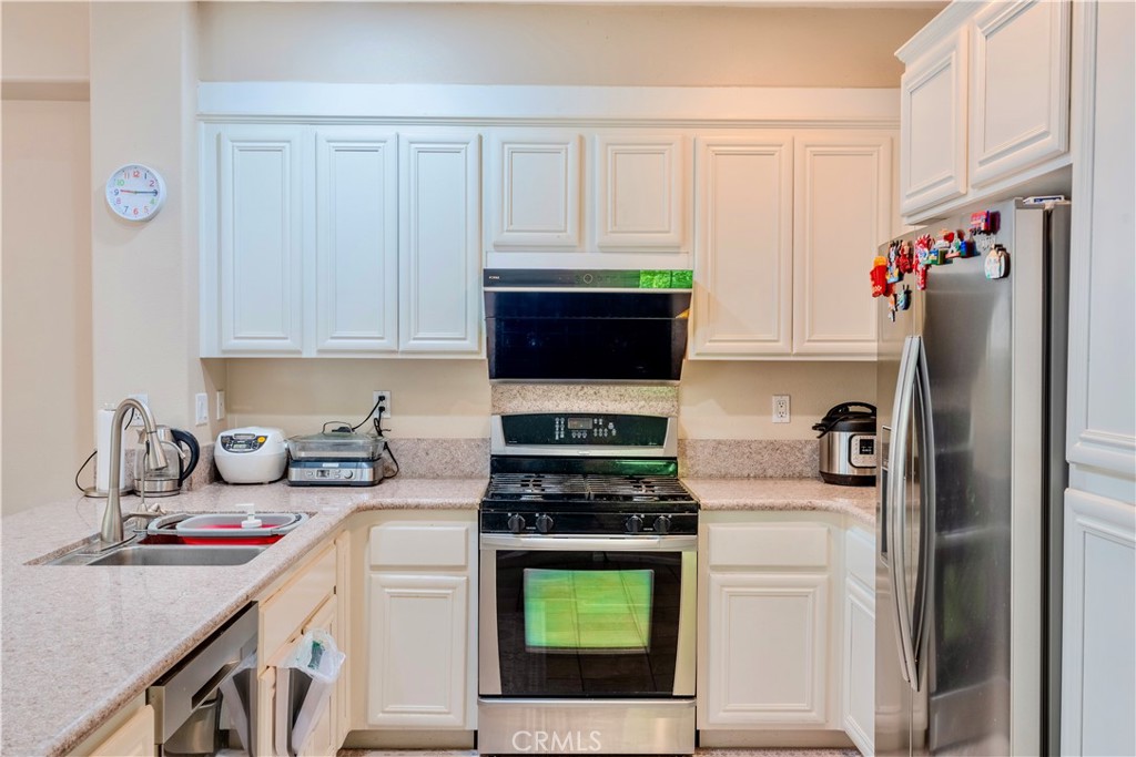 8055 Pueblo Place Rancho Cucamonga, CA 91730 - Photo 4 of 19