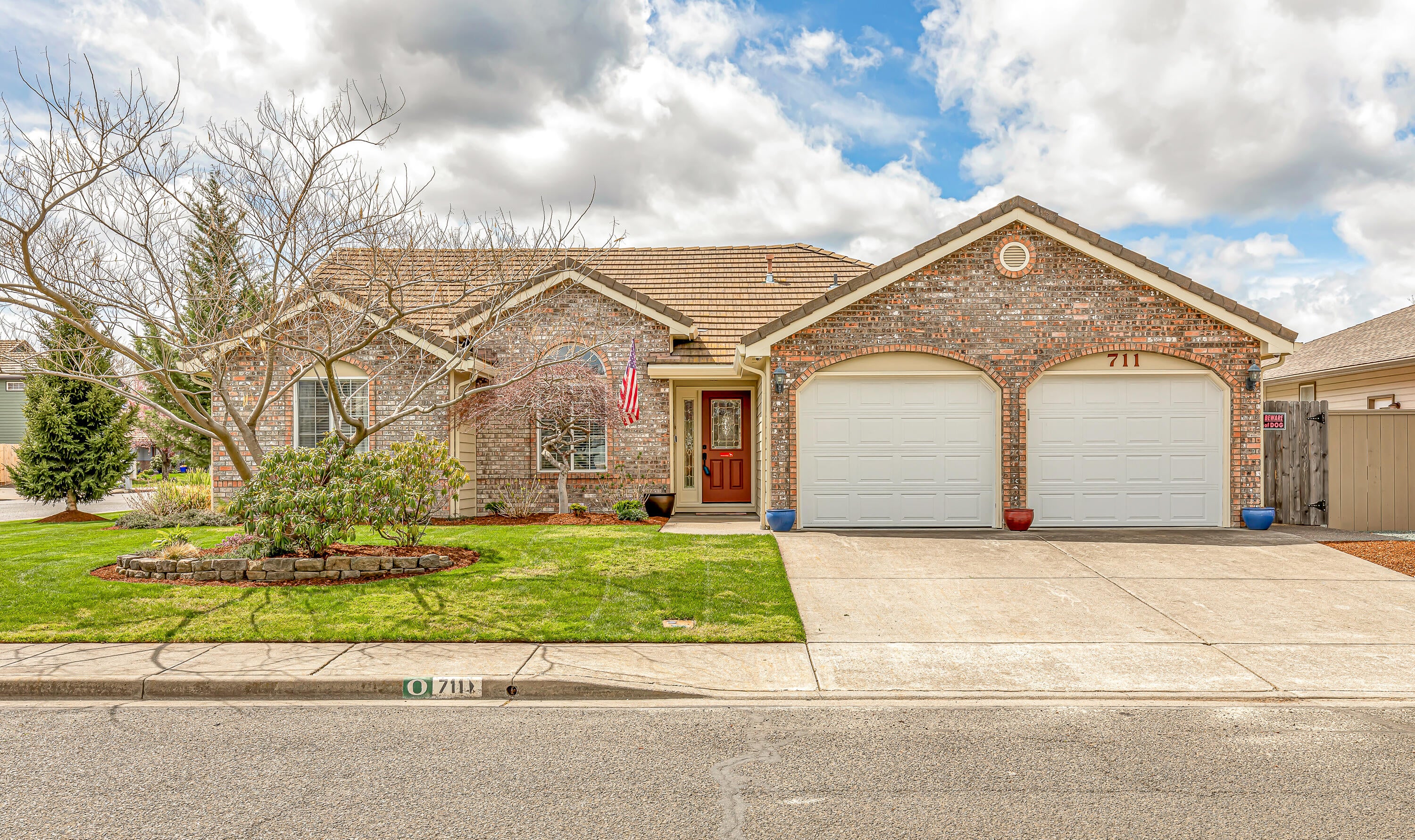 711 Brandon Street Central Point, OR 97502 - Photo 41 of 47 9R9A7765