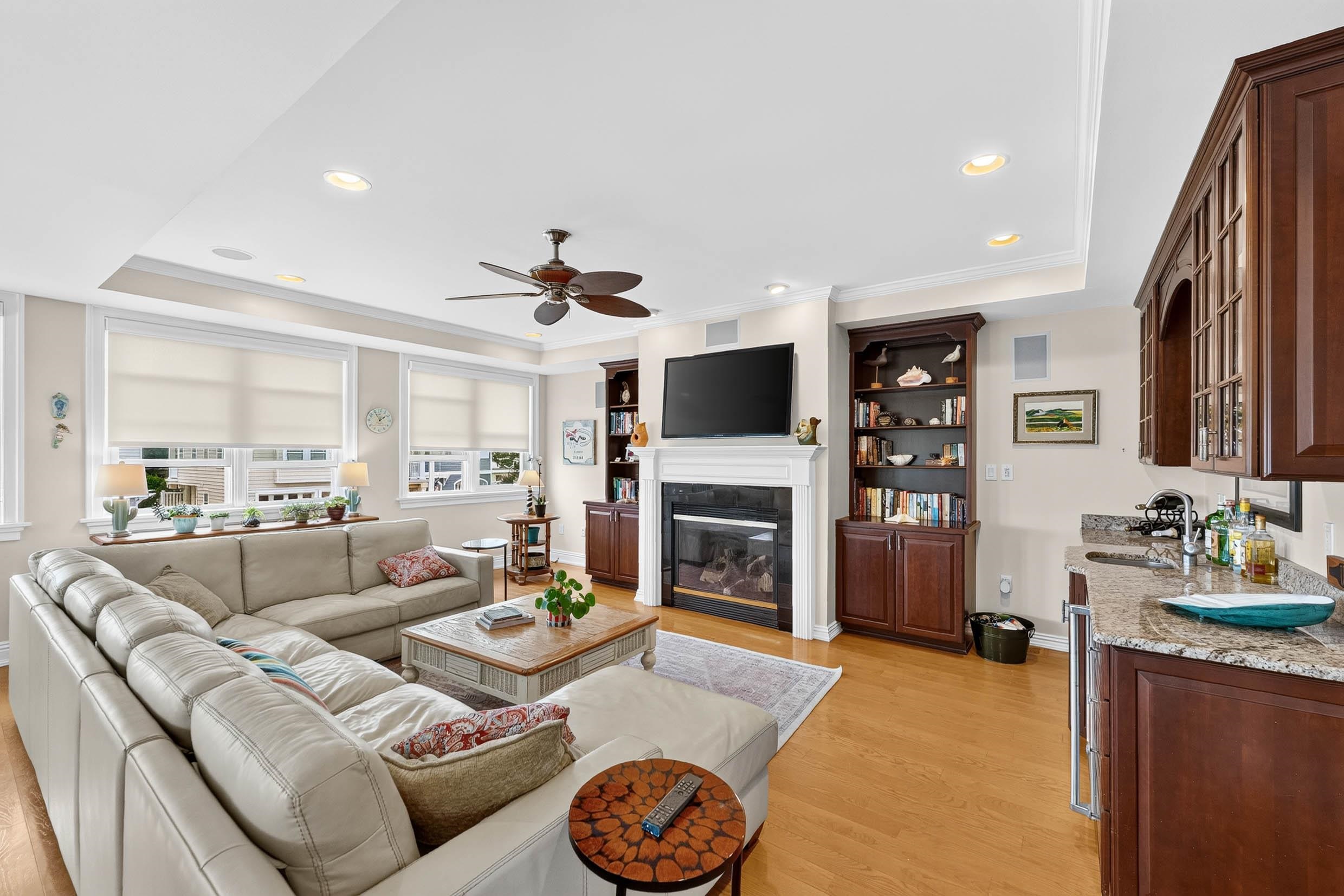 17 Randolph Strathmere, NJ 08248 - Photo 12 of 50 Gallery Image 12