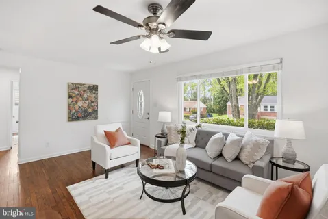 $599,999 | 4421 Jupiter Street, Rockville, MD 20853