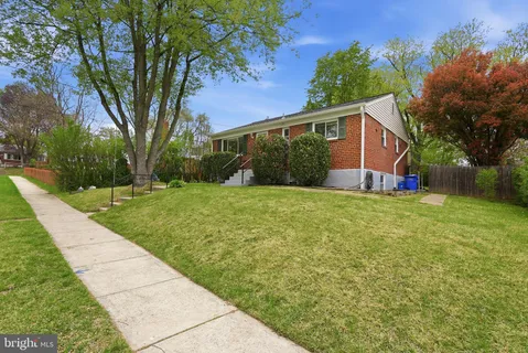 $599,999 | 4421 Jupiter Street, Rockville, MD 20853