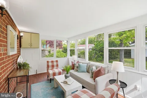 $599,999 | 4421 Jupiter Street, Rockville, MD 20853