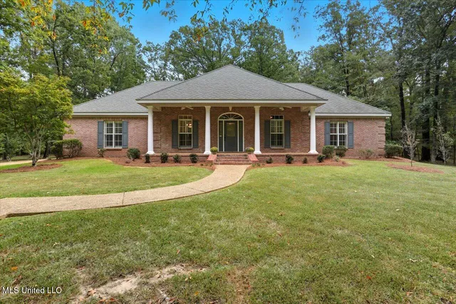 $390,000 | 1060 Suzanna Drive, Raymond, MS 39154