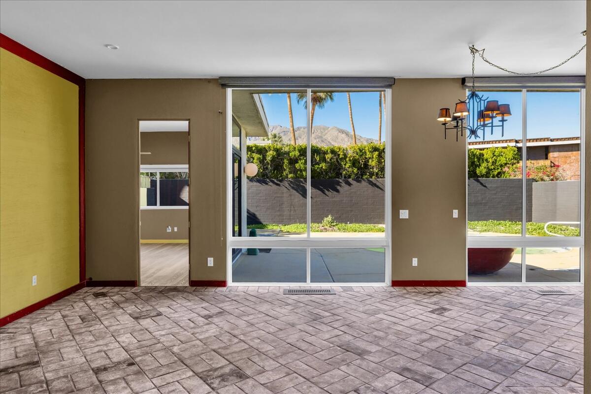130 West Racquet Club Road, Unit 511 Palm Springs, CA 92262 - Photo 16 of 65 59-08