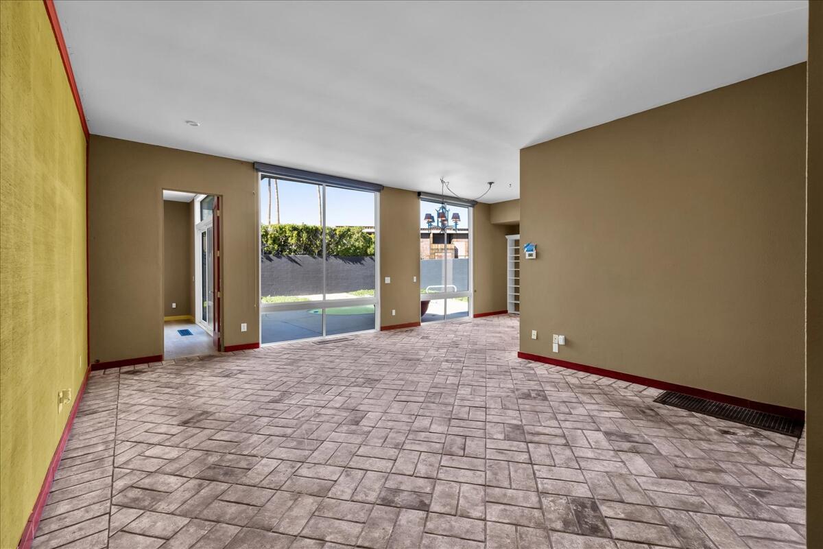 130 West Racquet Club Road, Unit 511 Palm Springs, CA 92262 - Photo 18 of 65 60-09