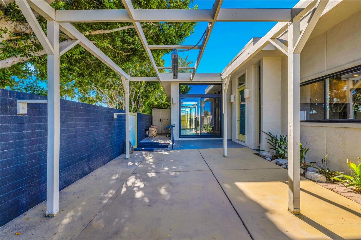 130 West Racquet Club Road, Unit 511 Palm Springs, CA 92262 - Photo 42 of 65 57-06