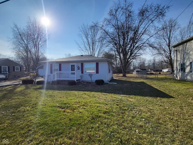 $1,225 | 3151 West 18th Street, Anderson, IN 46011