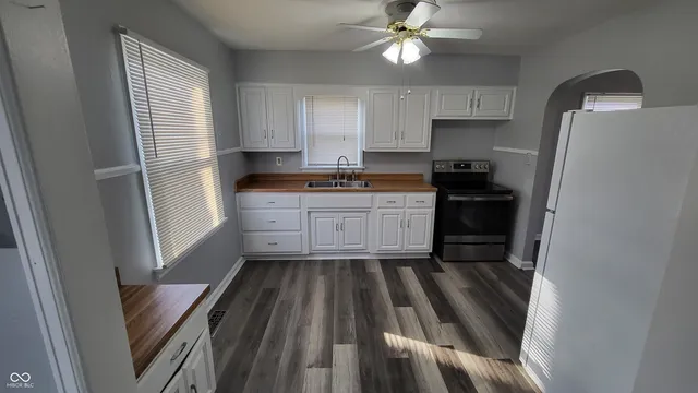 $1,225 | 3151 West 18th Street, Anderson, IN 46011