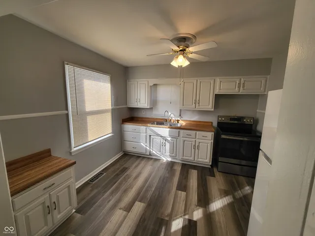 $1,225 | 3151 West 18th Street, Anderson, IN 46011