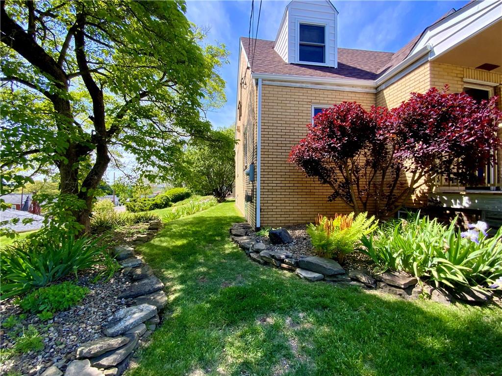 629 Ridge Road Ambridge, PA 15003 - Photo 33 of 38
