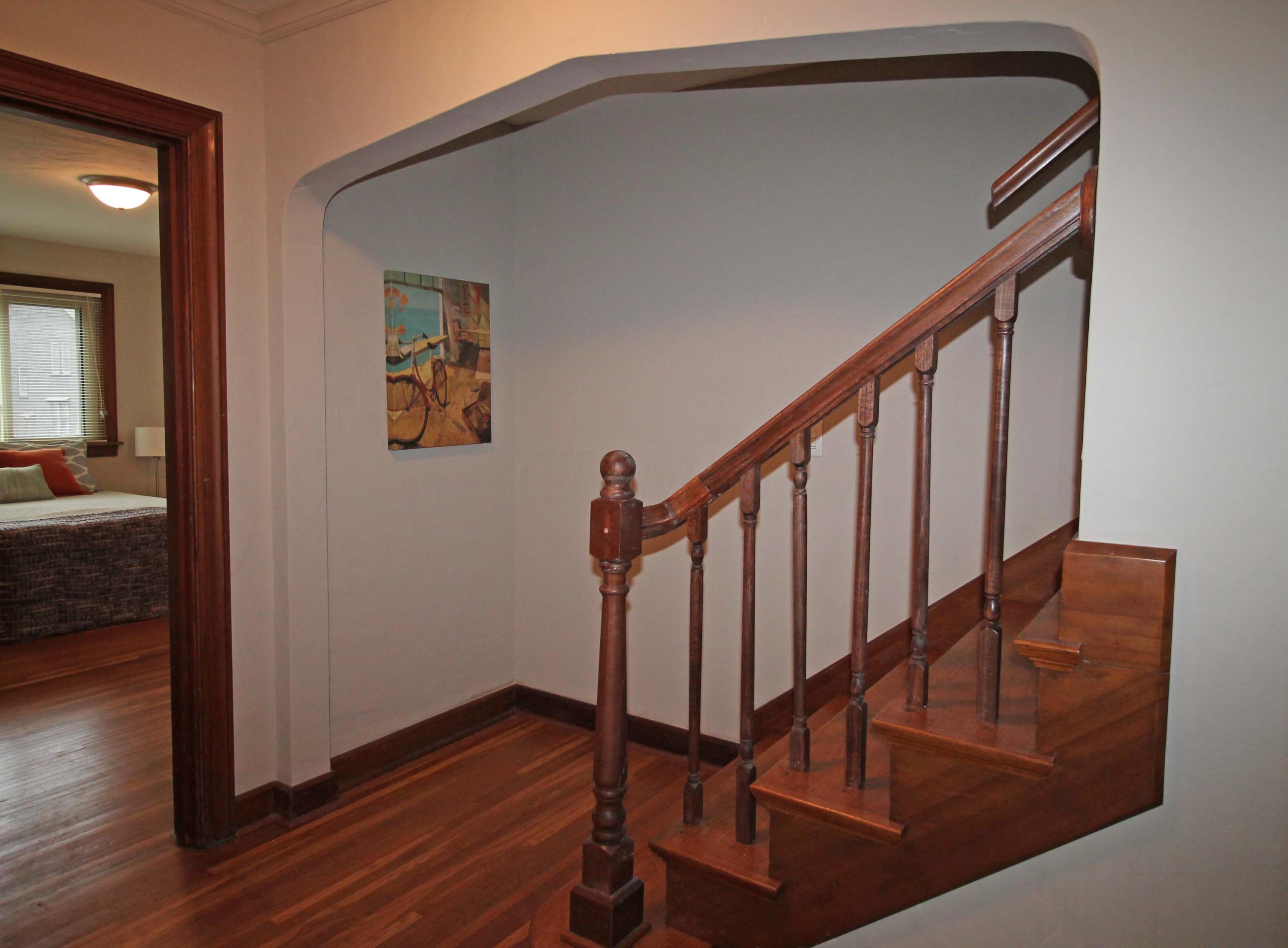 192 West Beaumont Road Columbus, OH 43214 - Photo 12 of 64 Gallery Image 12