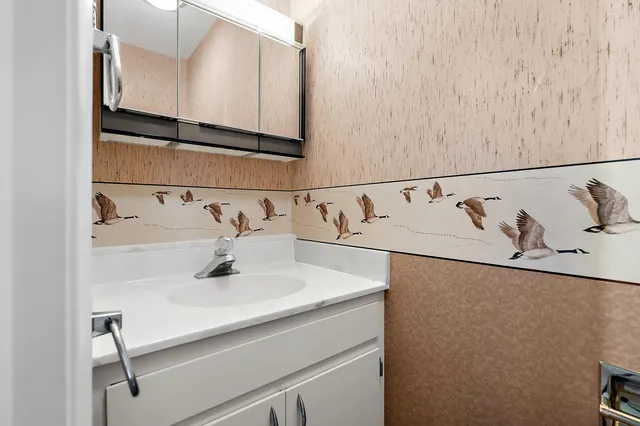 $2,200,000 | 10544 Wildwood Circle, Richland, MI 49083