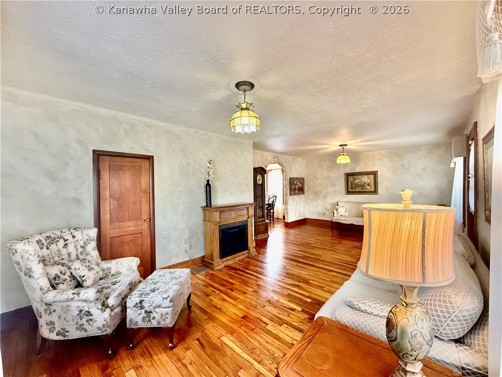241 North Pinch Road Elkview, WV 25071 - Photo 5 of 41 Gallery Image 5