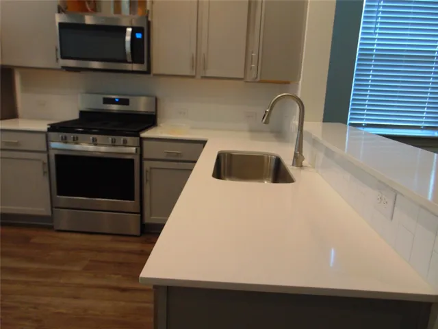 $1,995 | Undisclosed Address, Austin, TX 78724