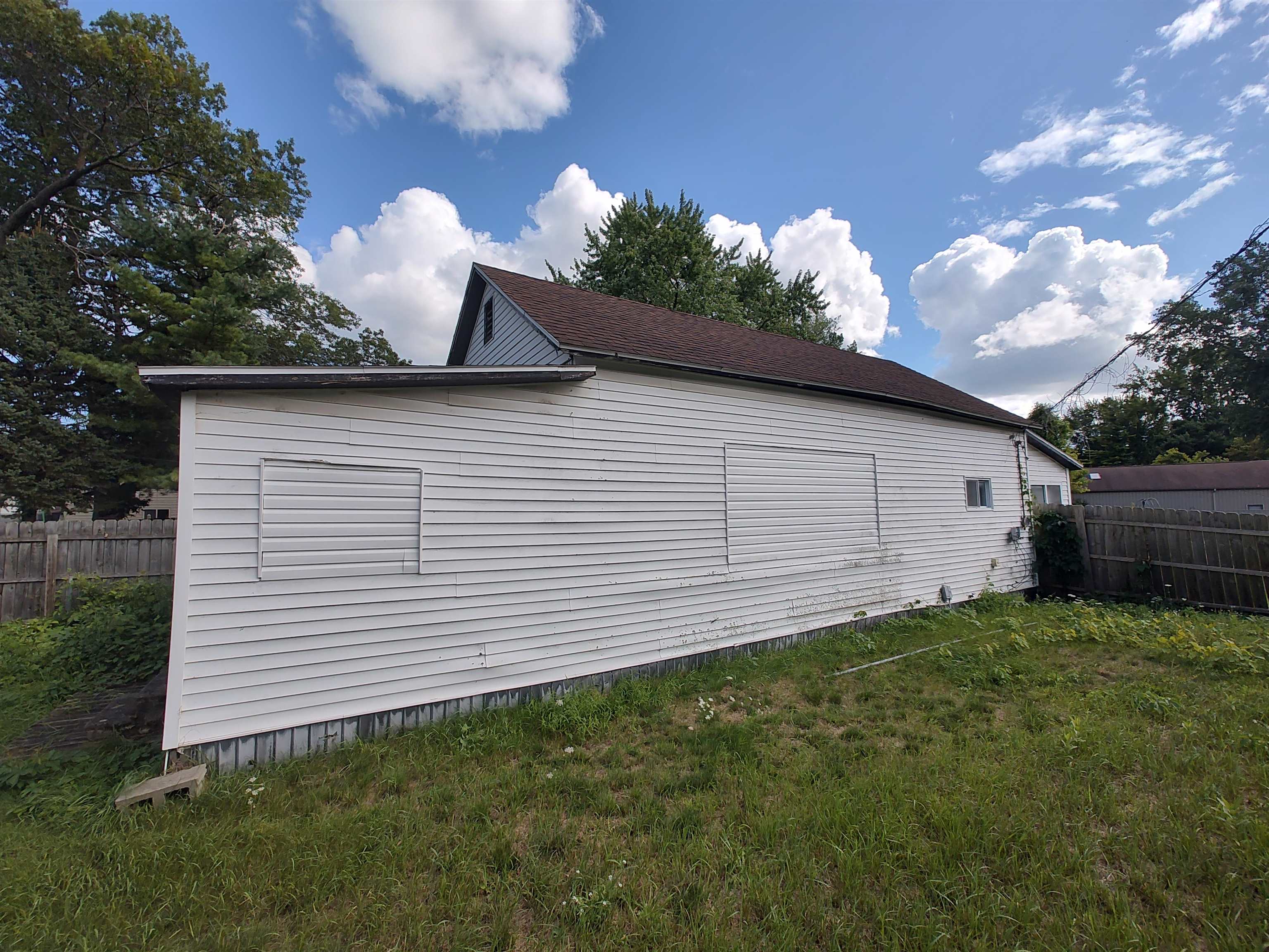 837 Shady Shore Road Bay City, MI 48706 - Photo 2 of 14 Gallery Image 2