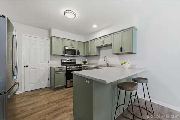 $319,900 | 534 Mallard Lane, Unit B, Sugar Grove, IL 60554