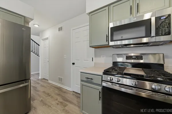 $319,900 | 534 Mallard Lane, Unit B, Sugar Grove, IL 60554