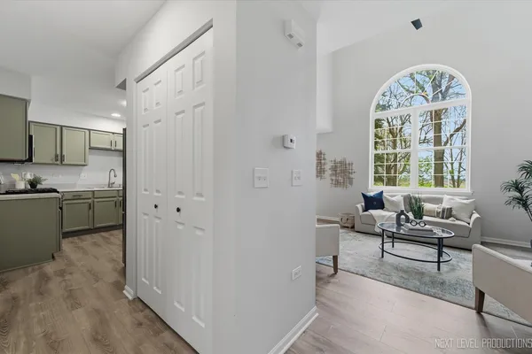 $319,900 | 534 Mallard Lane, Unit B, Sugar Grove, IL 60554