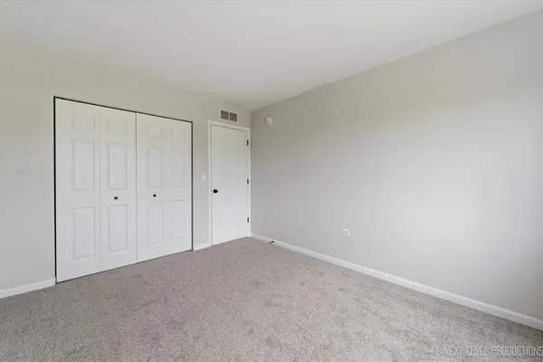 $319,900 | 534 Mallard Lane, Unit B, Sugar Grove, IL 60554