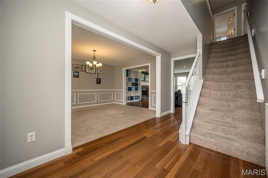 1566 Buckhurst Court Ballwin, MO 63021 - Photo 7 of 53