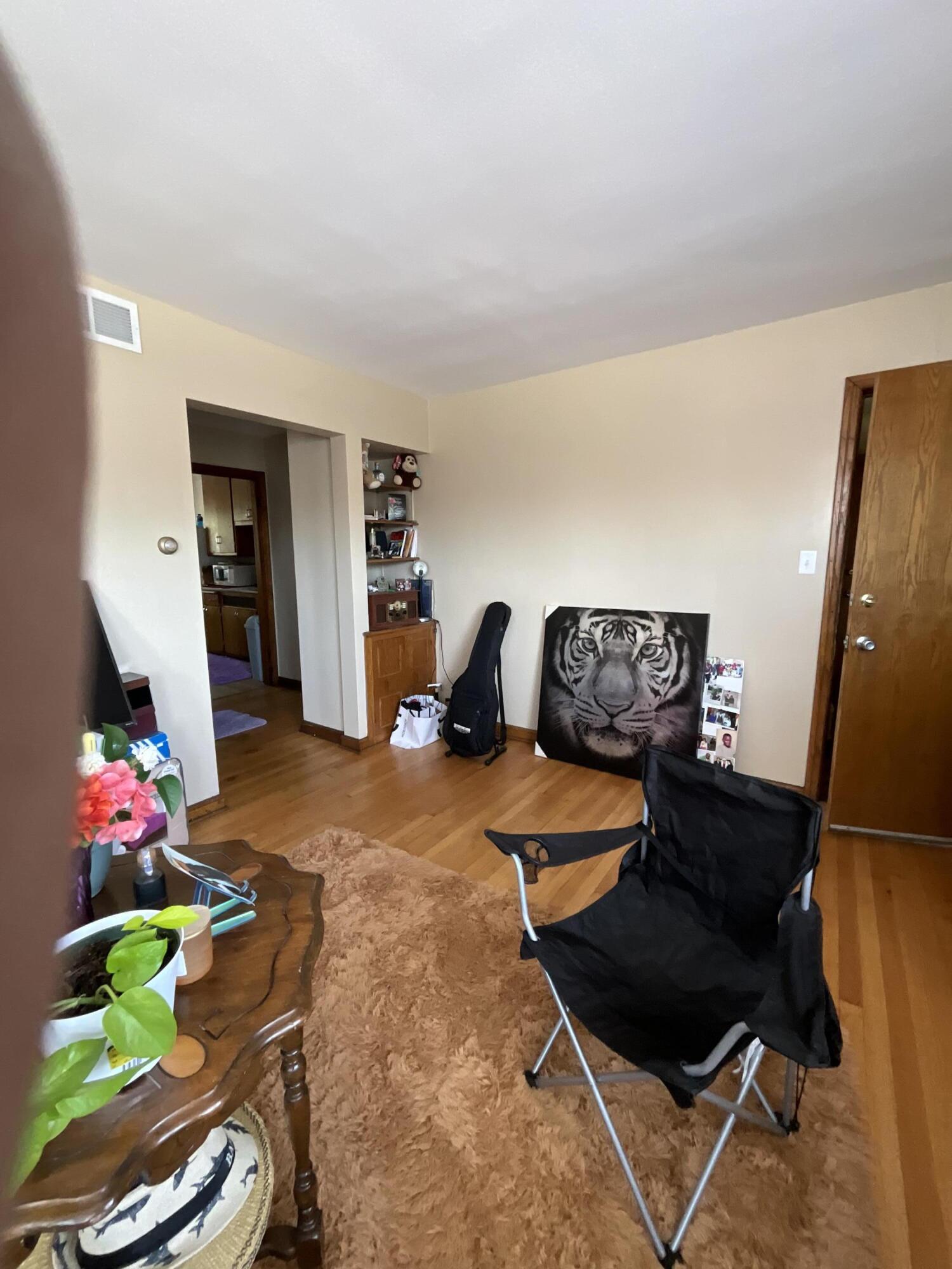6050 West Appleton Avenue Milwaukee, WI 53210 - Photo 5 of 16 Unit 3