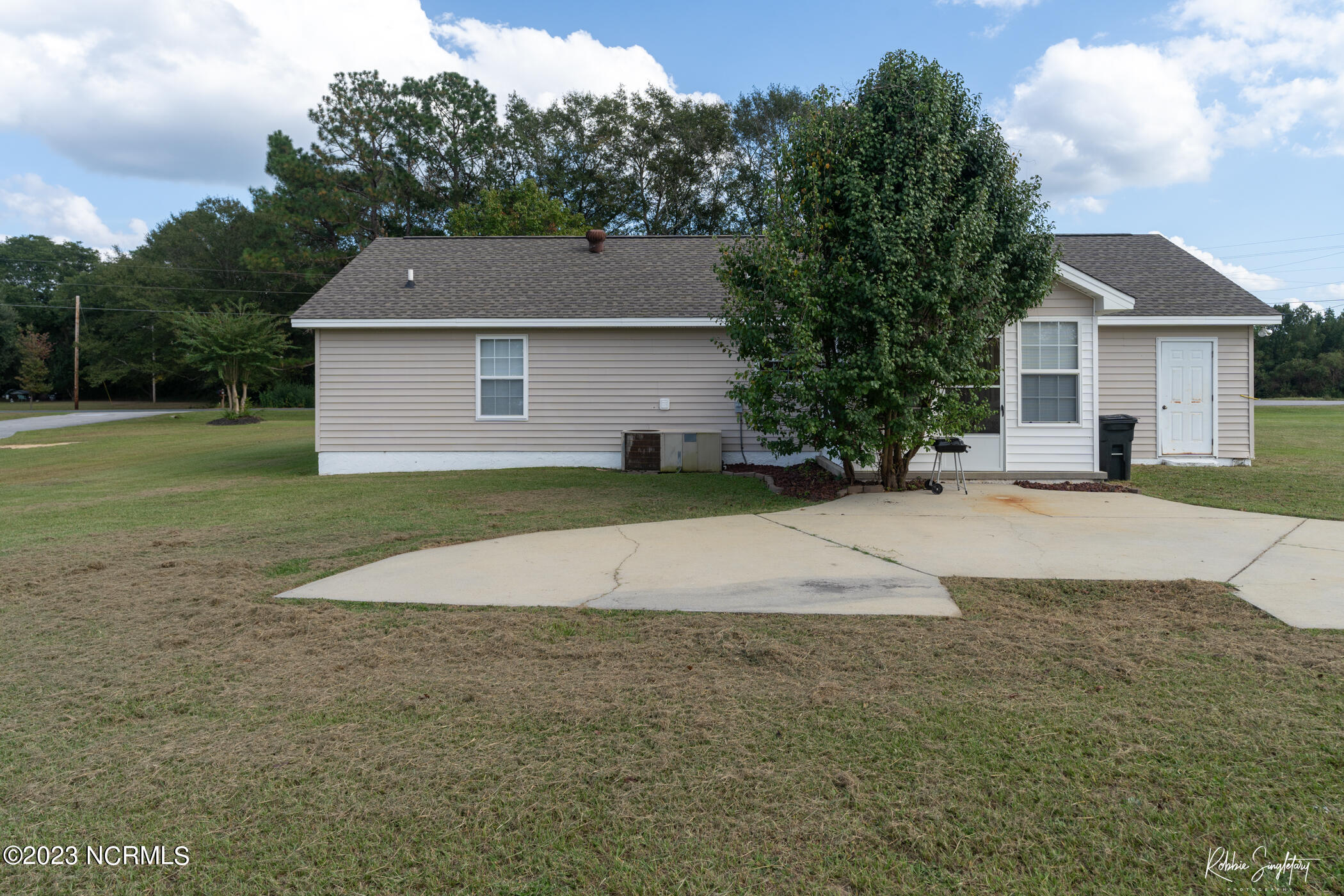103 Plantation Road Rockingham, NC 28379 - Photo 30 of 32 DSC08103