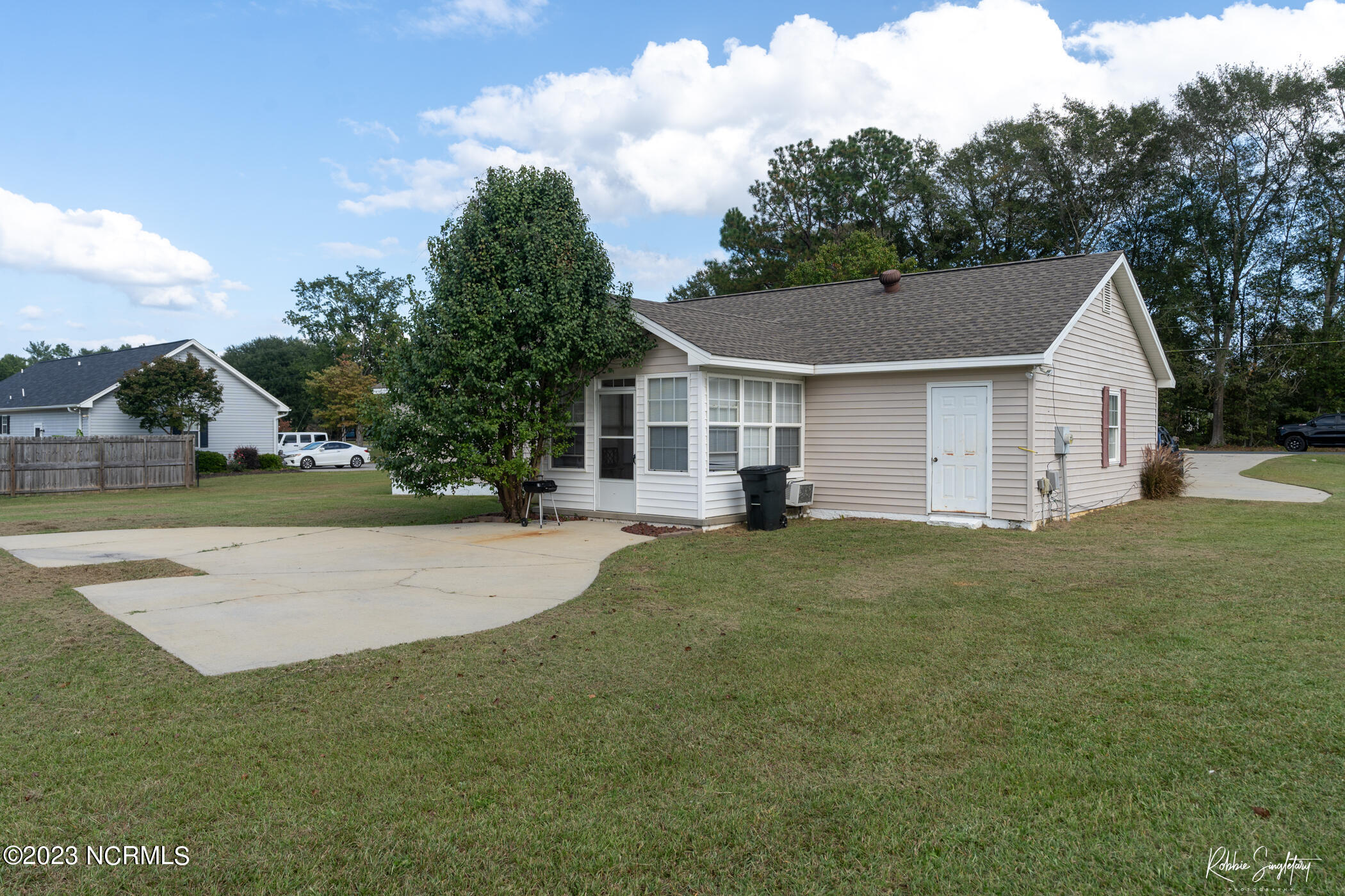 103 Plantation Road Rockingham, NC 28379 - Photo 31 of 32 DSC08104
