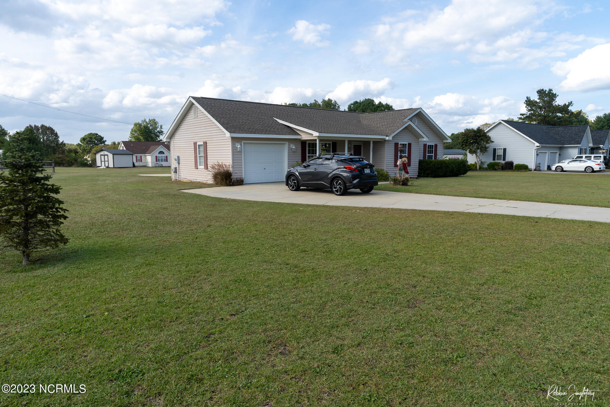 103 Plantation Road Rockingham, NC 28379 - Photo 5 of 32 DSC08099