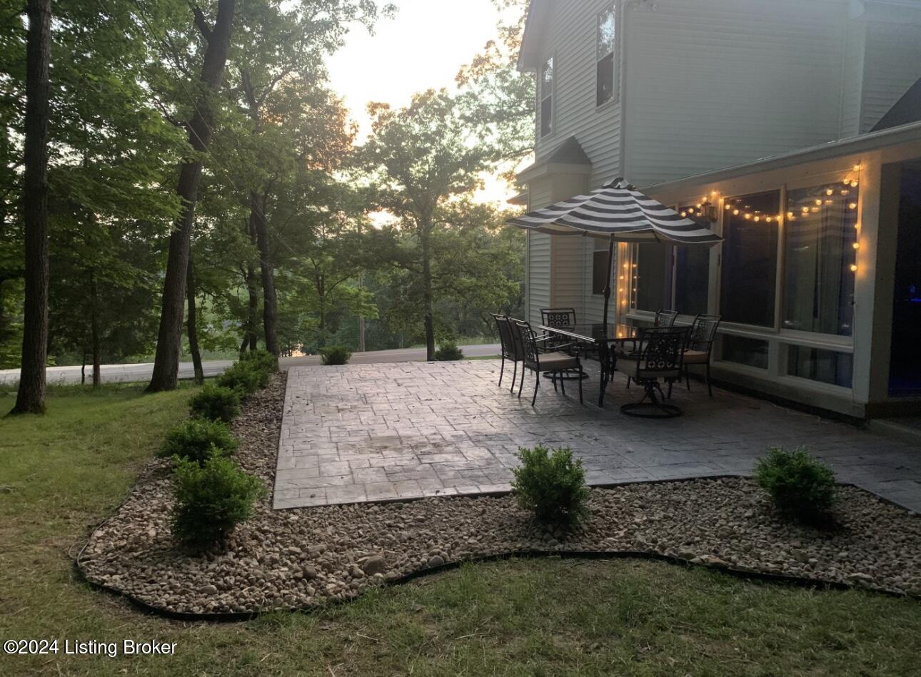 573 Long Needle Road Brandenburg, KY 40108 - Photo 10 of 67 Patio during summer
