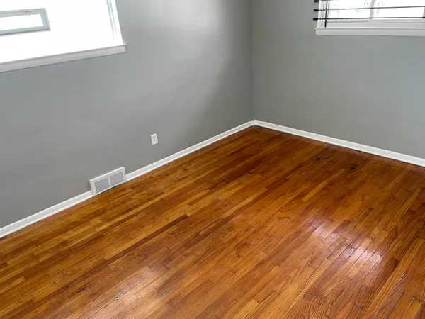 $1,250 | 16127 St Marys Street, Detroit, MI 48235