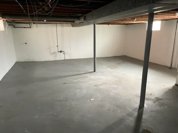 $1,250 | 16127 St Marys Street, Detroit, MI 48235