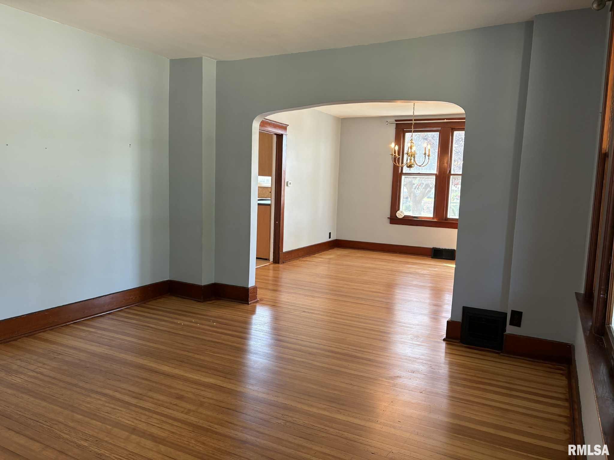 1006 Christopher Court Quincy, IL 62305 - Photo 11 of 28